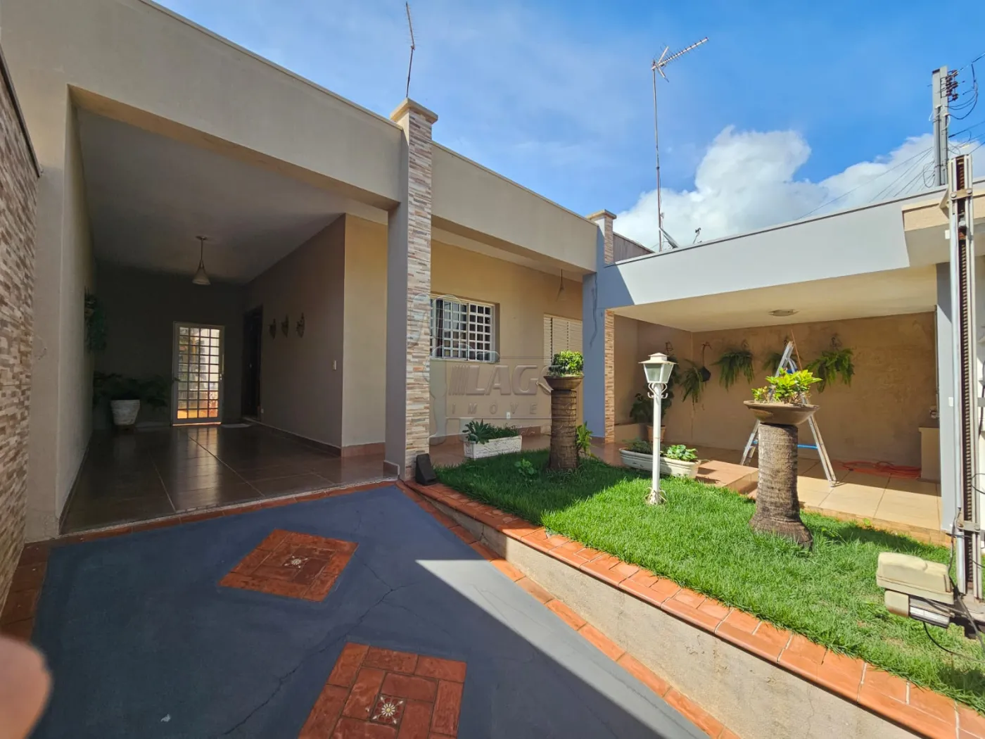 Comprar Casas / Padrão em Cravinhos R$ 690.000,00 - Foto 11