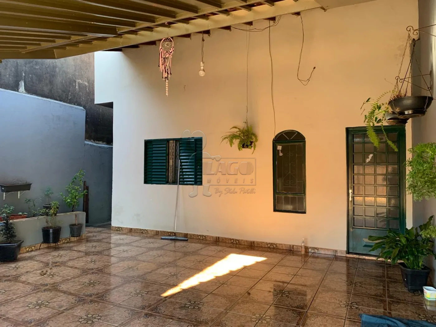 Comprar Casas / Padrão em Ribeirão Preto R$ 290.000,00 - Foto 1