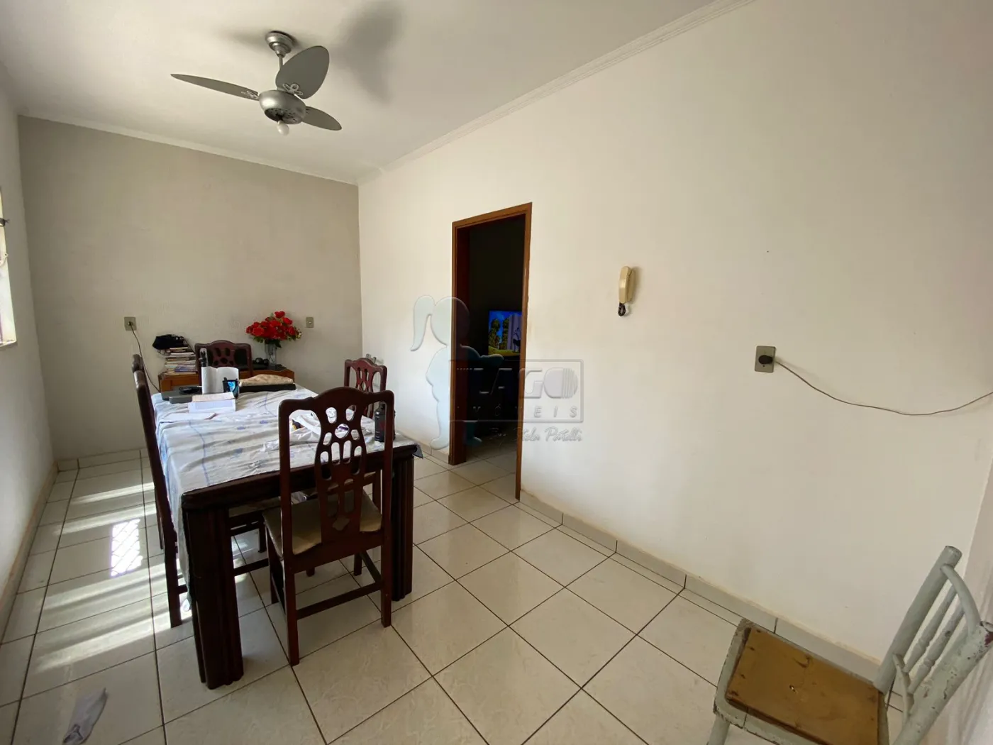 Comprar Casas / Padrão em Ribeirão Preto R$ 320.000,00 - Foto 3