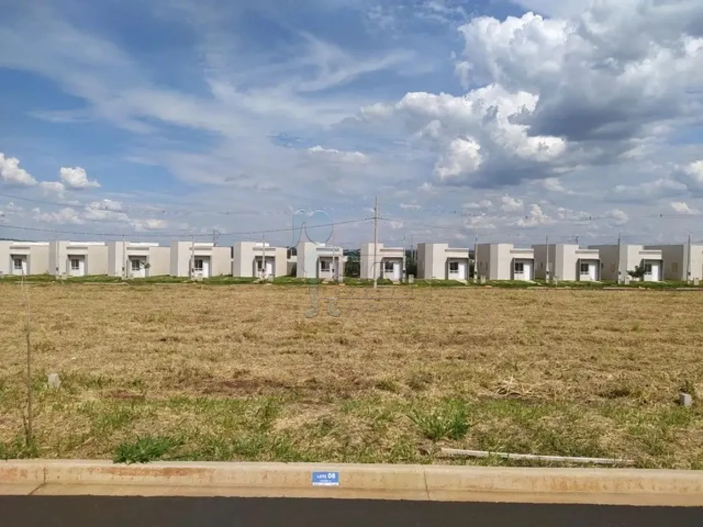 Comprar Terrenos / Padrão em Ribeirão Preto R$ 122.000,00 - Foto 1