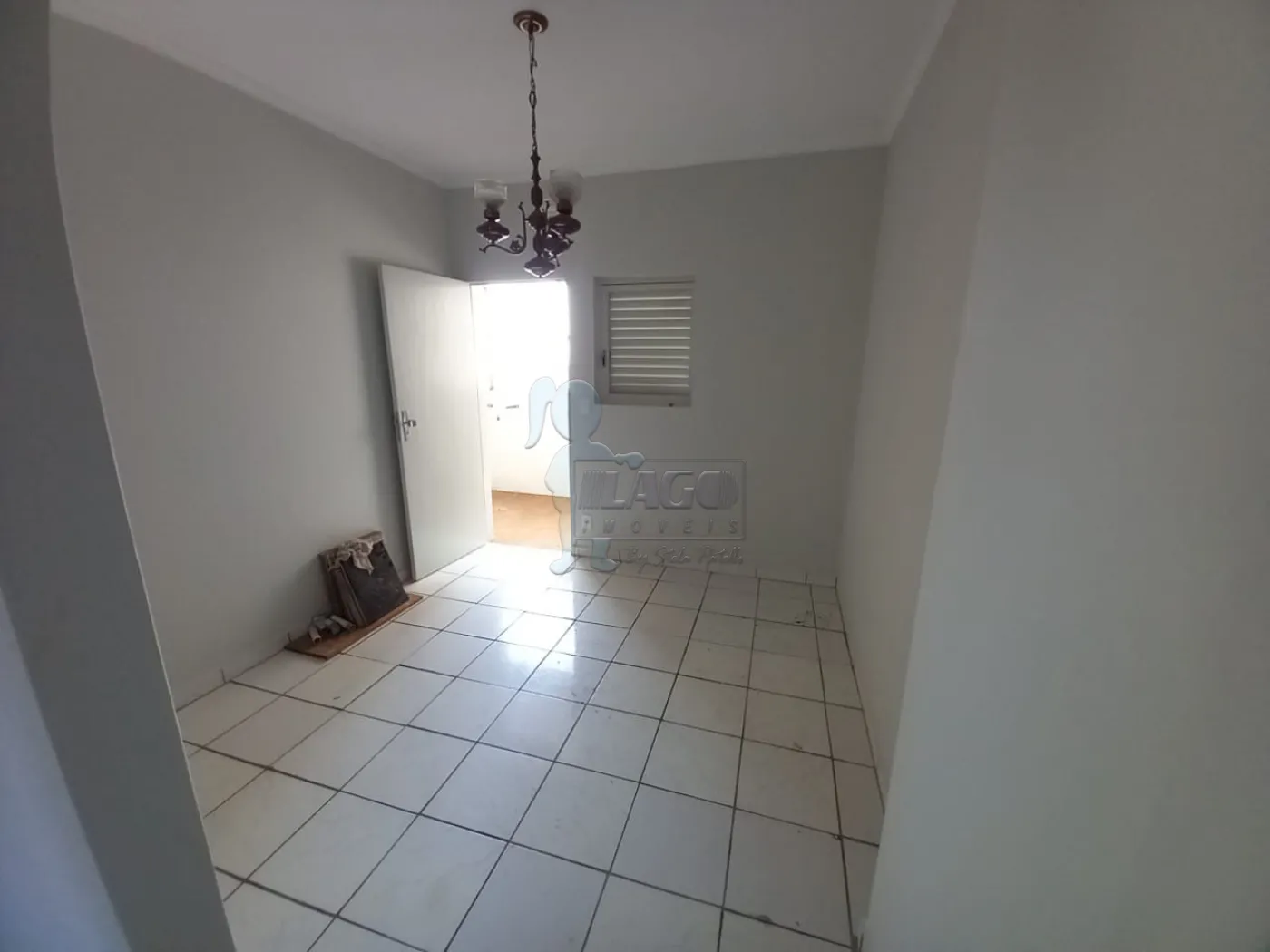 Alugar Apartamentos / Padrão em Ribeirão Preto R$ 1.300,00 - Foto 1