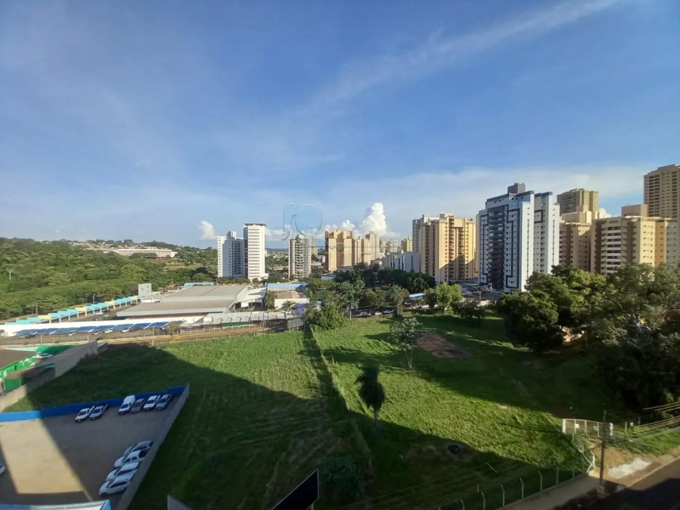 Comprar Apartamentos / Padrão em Ribeirão Preto R$ 650.000,00 - Foto 4