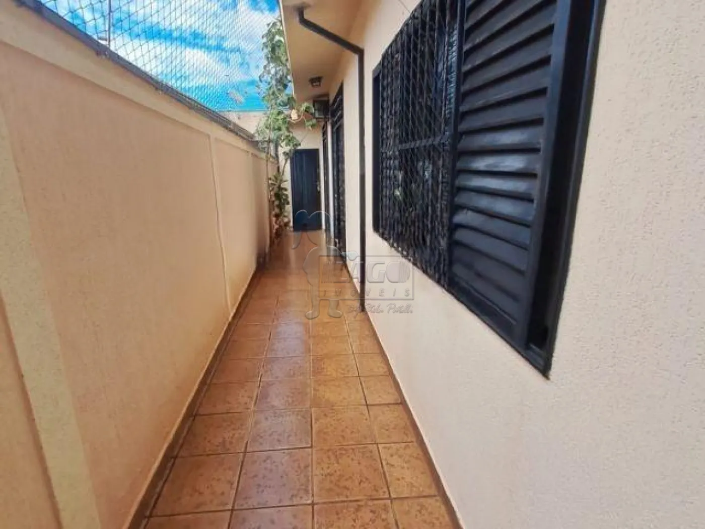 Comprar Casas / Padrão em Ribeirão Preto R$ 400.000,00 - Foto 2