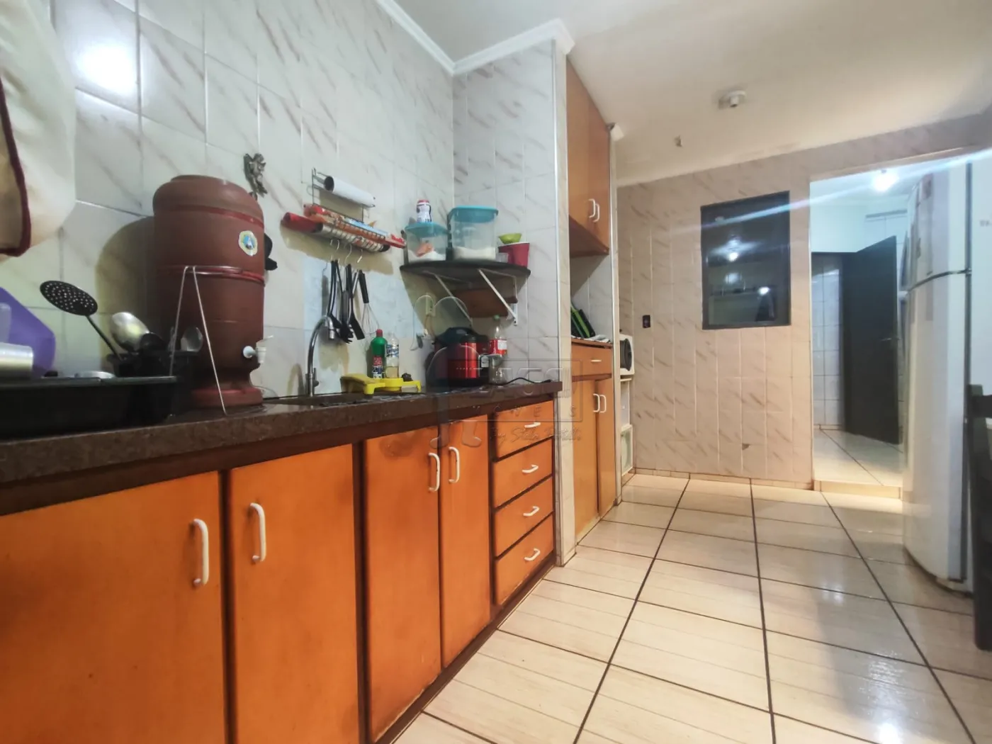 Alugar Casas / Padrão em Ribeirão Preto R$ 1.500,00 - Foto 1