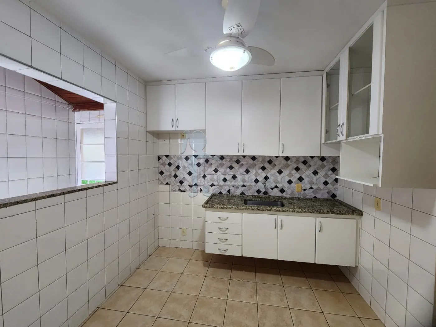 Alugar Casas / Condomínio em Ribeirão Preto R$ 2.700,00 - Foto 4