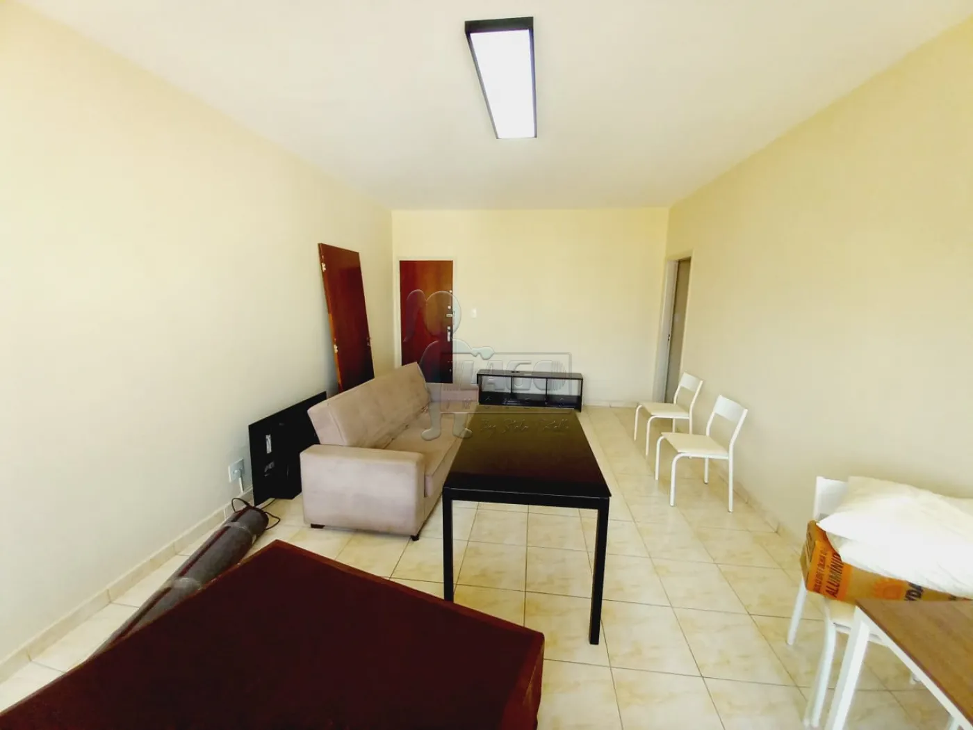 Alugar Apartamentos / Padrão em Ribeirão Preto R$ 1.900,00 - Foto 2