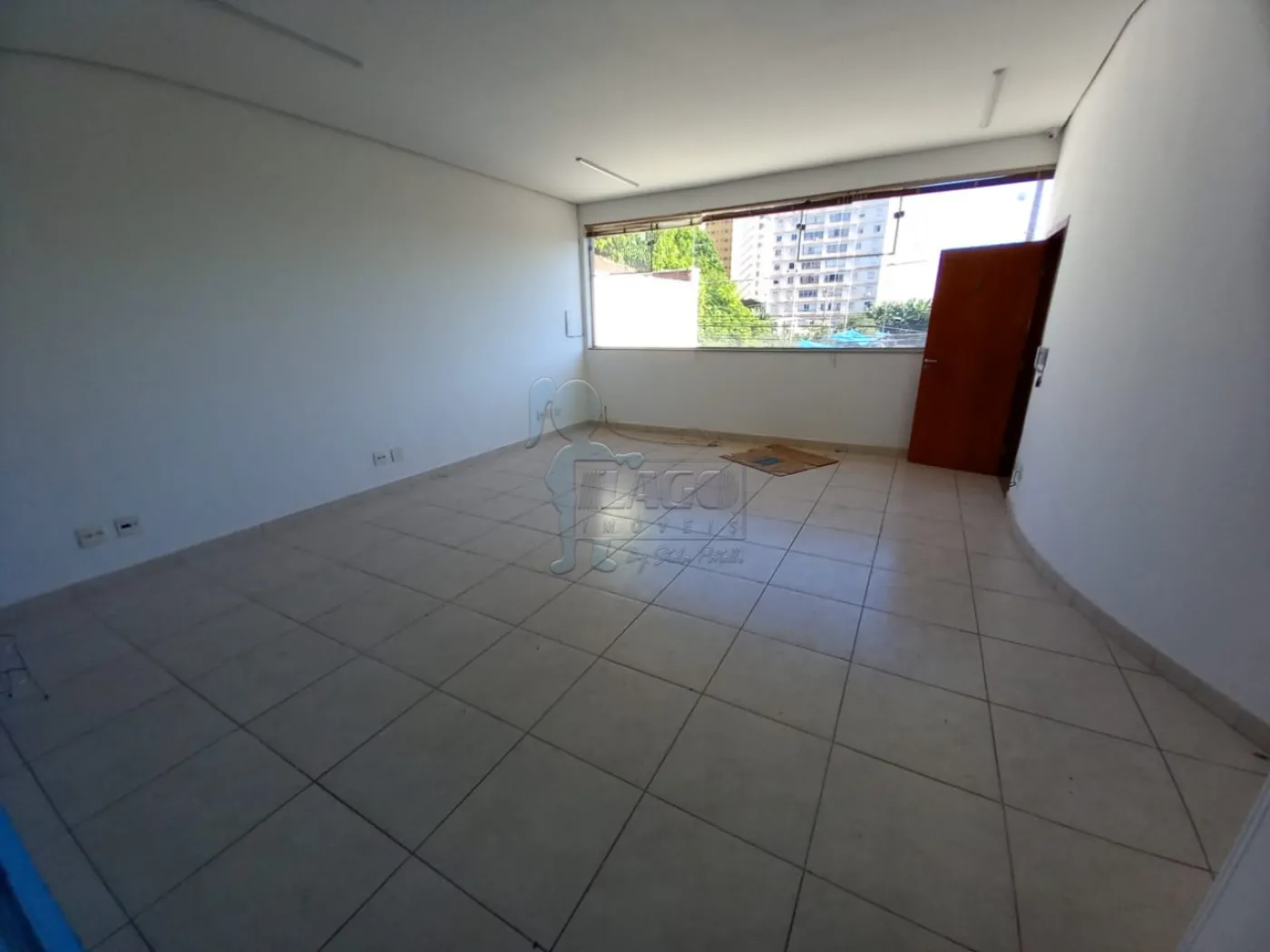 Alugar Comercial / Loja em Ribeirão Preto R$ 1.600,00 - Foto 3