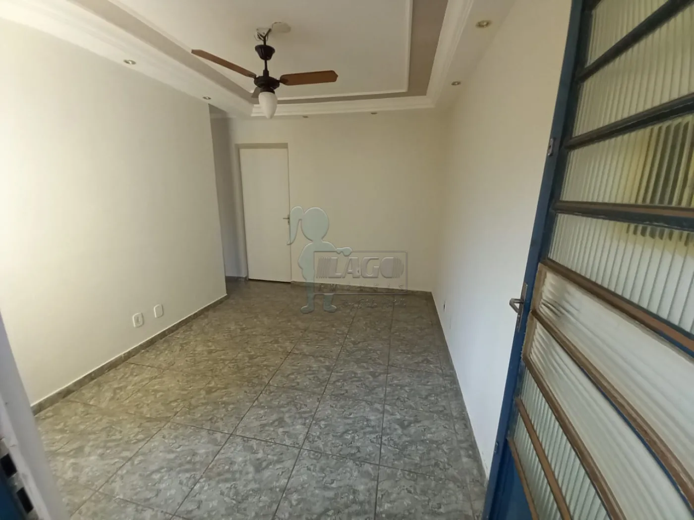 Alugar Apartamentos / Padrão em Ribeirão Preto R$ 1.200,00 - Foto 2