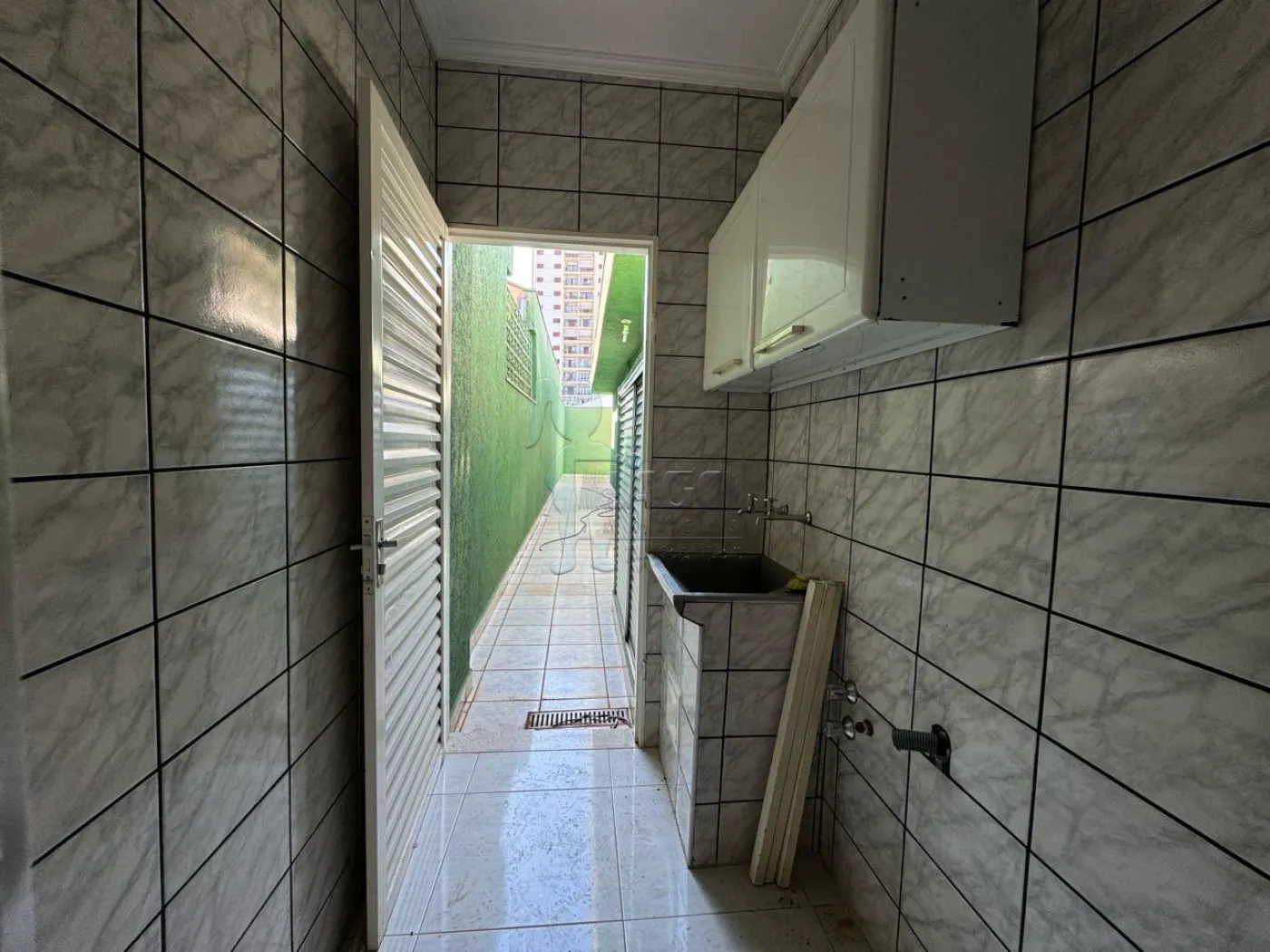 Comprar Casas / Padrão em Ribeirão Preto R$ 300.000,00 - Foto 14