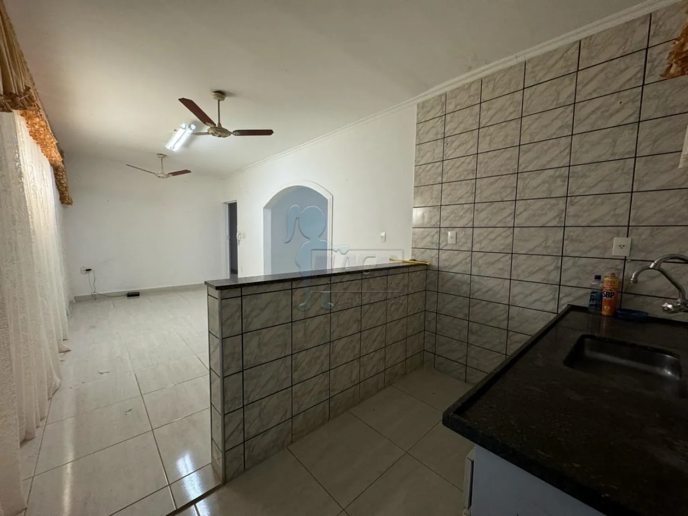 Comprar Casas / Padrão em Ribeirão Preto R$ 300.000,00 - Foto 3