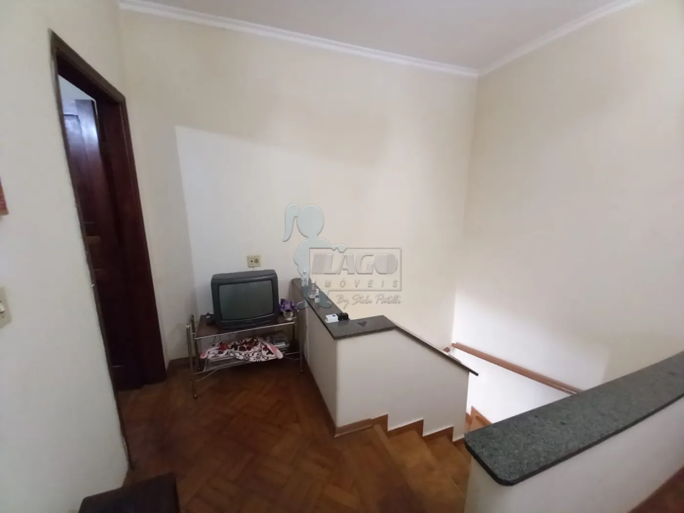 Alugar Casas / Padrão em Ribeirão Preto R$ 1.300,00 - Foto 3