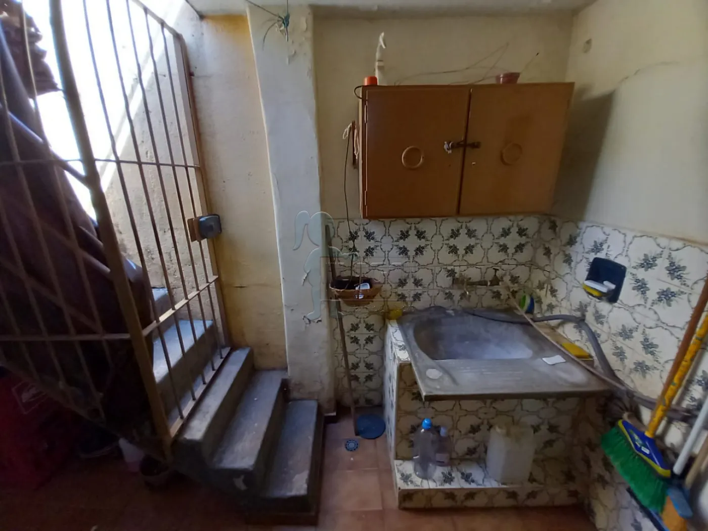 Alugar Casas / Padrão em Ribeirão Preto R$ 1.300,00 - Foto 14