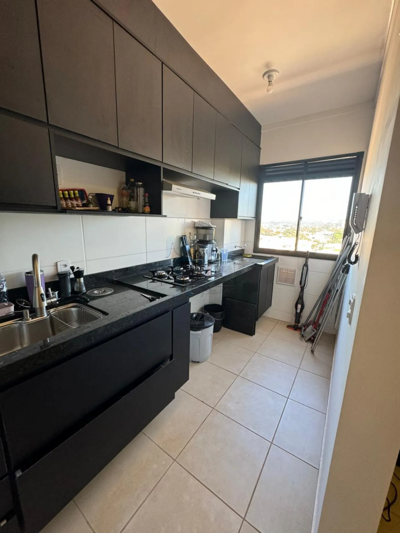 Comprar Apartamentos / Padrão em Ribeirão Preto R$ 205.000,00 - Foto 4