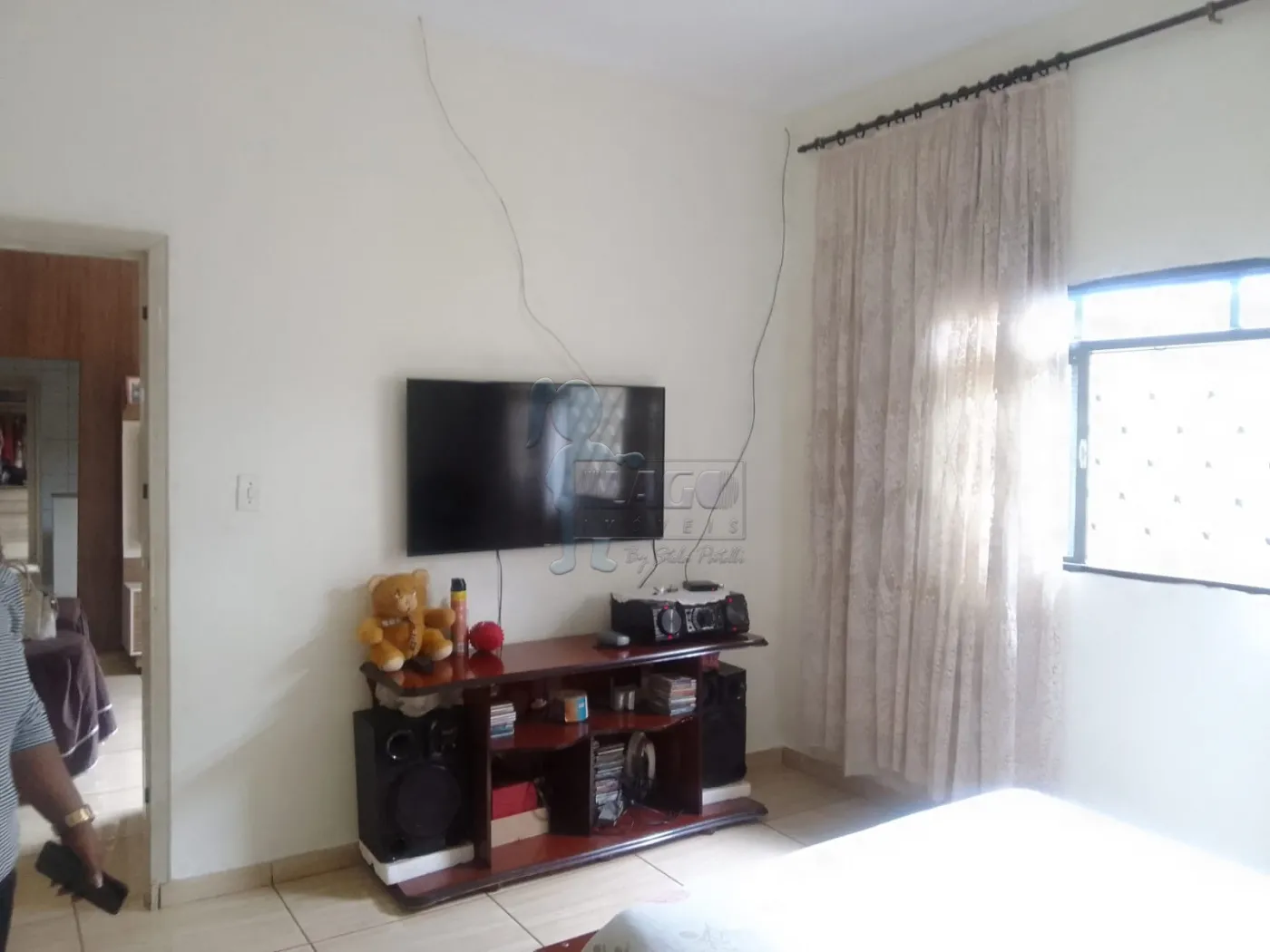 Comprar Casas / Padrão em Ribeirão Preto R$ 160.000,00 - Foto 4