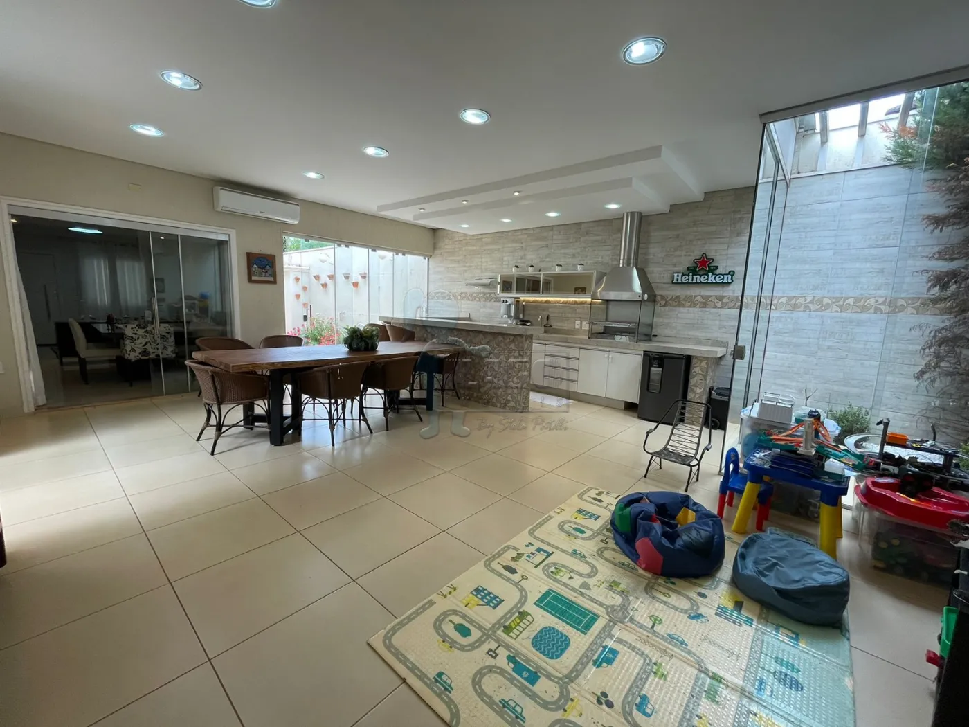 Comprar Casas / Condomínio em Ribeirão Preto R$ 850.000,00 - Foto 1