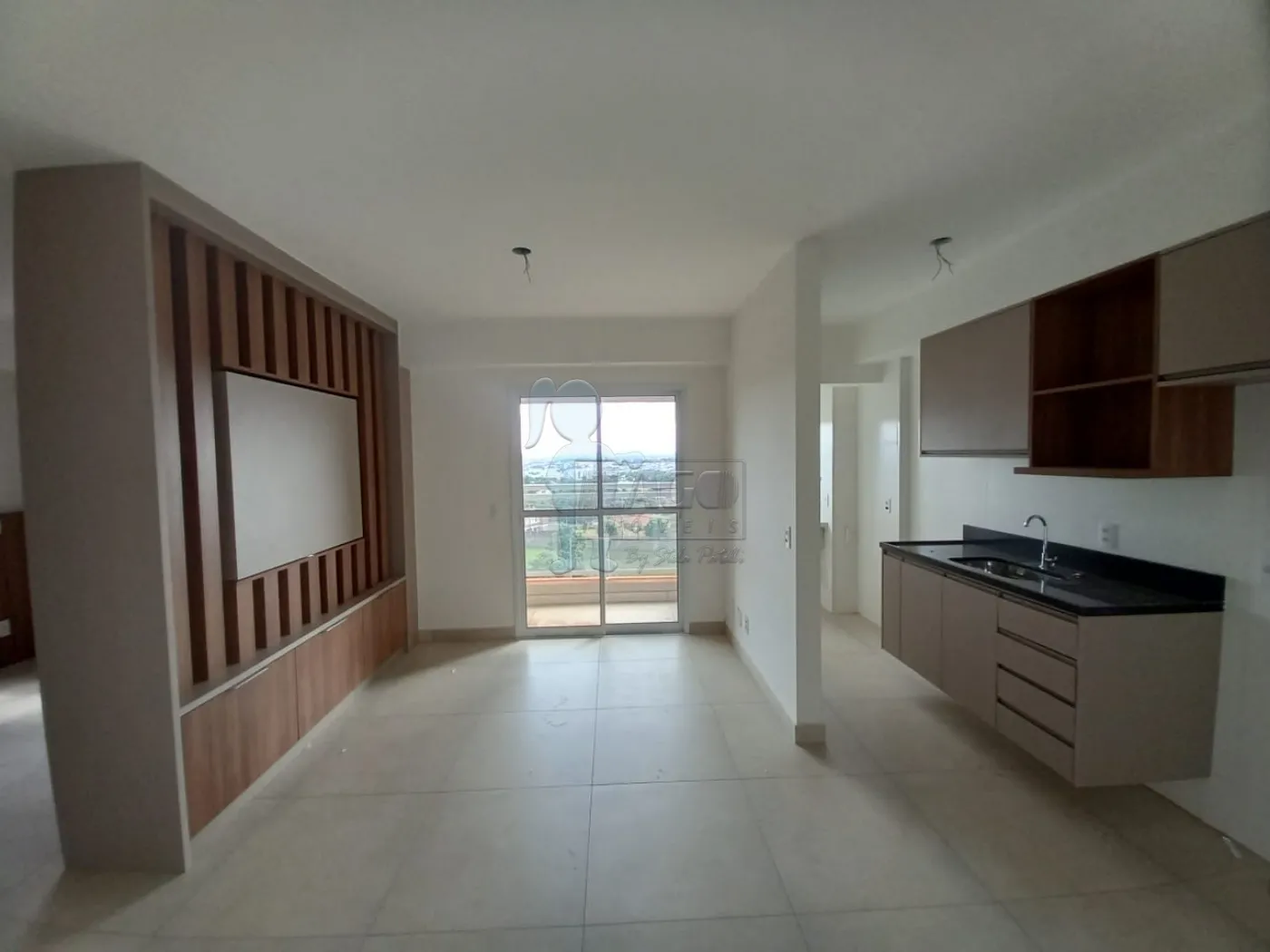 Alugar Apartamentos / Padrão em Ribeirão Preto R$ 2.500,00 - Foto 1