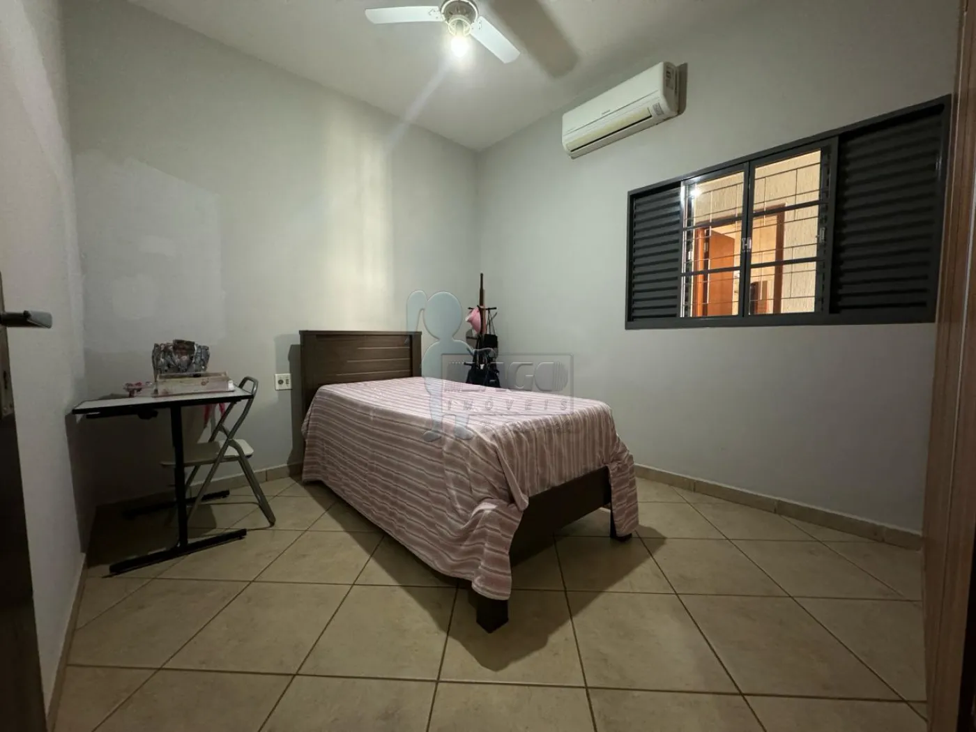 Comprar Casas / Padrão em Ribeirão Preto R$ 350.000,00 - Foto 4