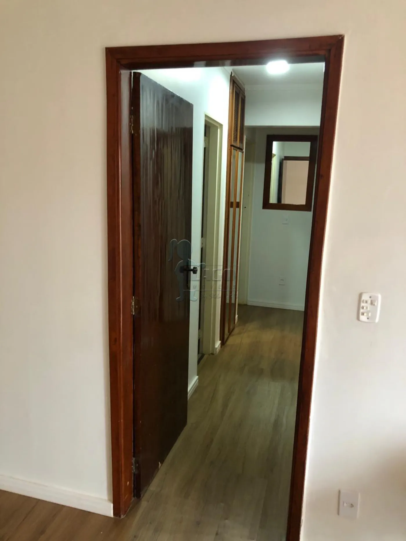 Alugar Apartamentos / Padrão em Ribeirão Preto R$ 1.600,00 - Foto 9