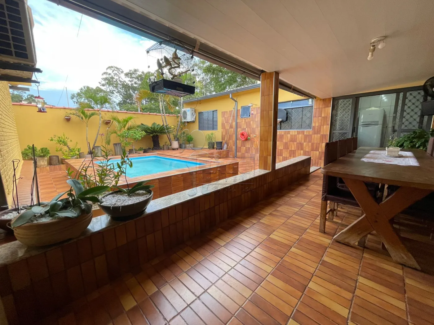 Comprar Casas / Padrão em Ribeirão Preto R$ 400.000,00 - Foto 2