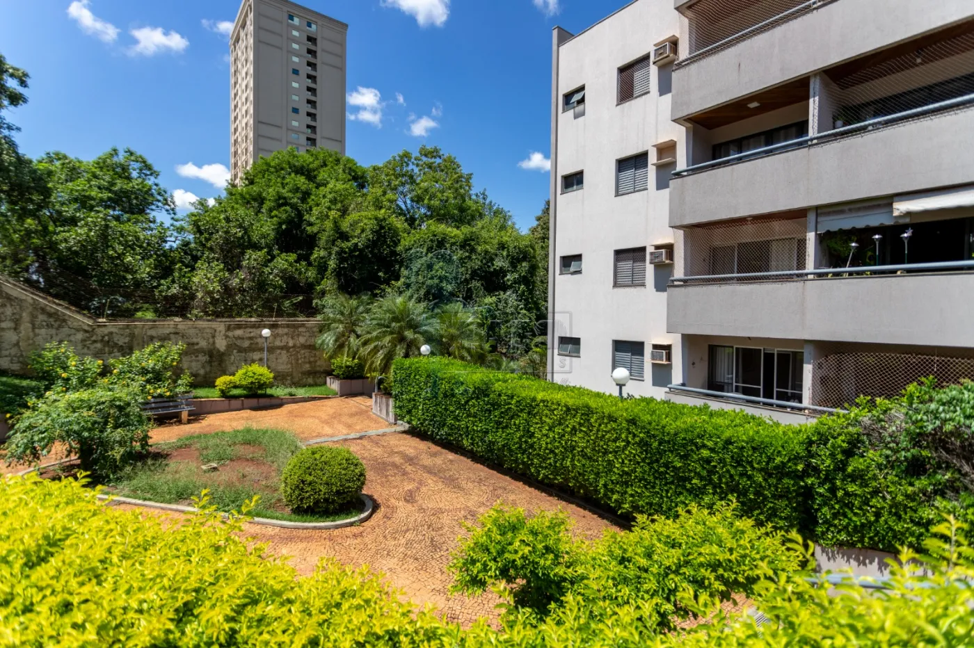 Comprar Apartamentos / Padrão em Ribeirão Preto R$ 350.000,00 - Foto 27