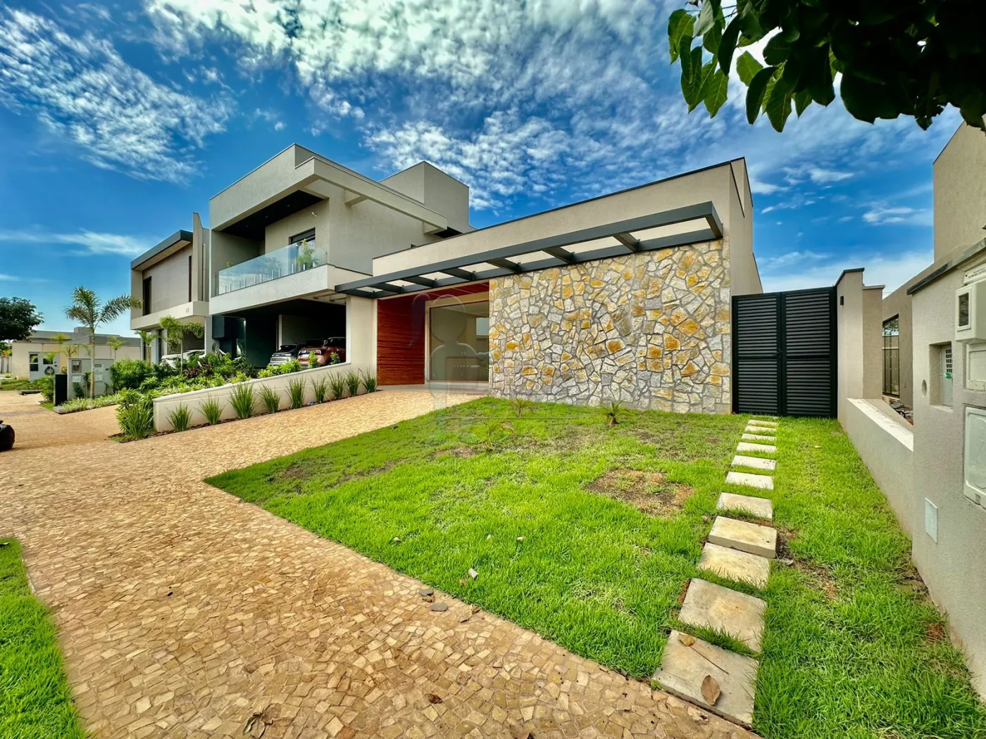 Comprar Casas / Condomínio em Ribeirão Preto R$ 1.039.000,00 - Foto 2