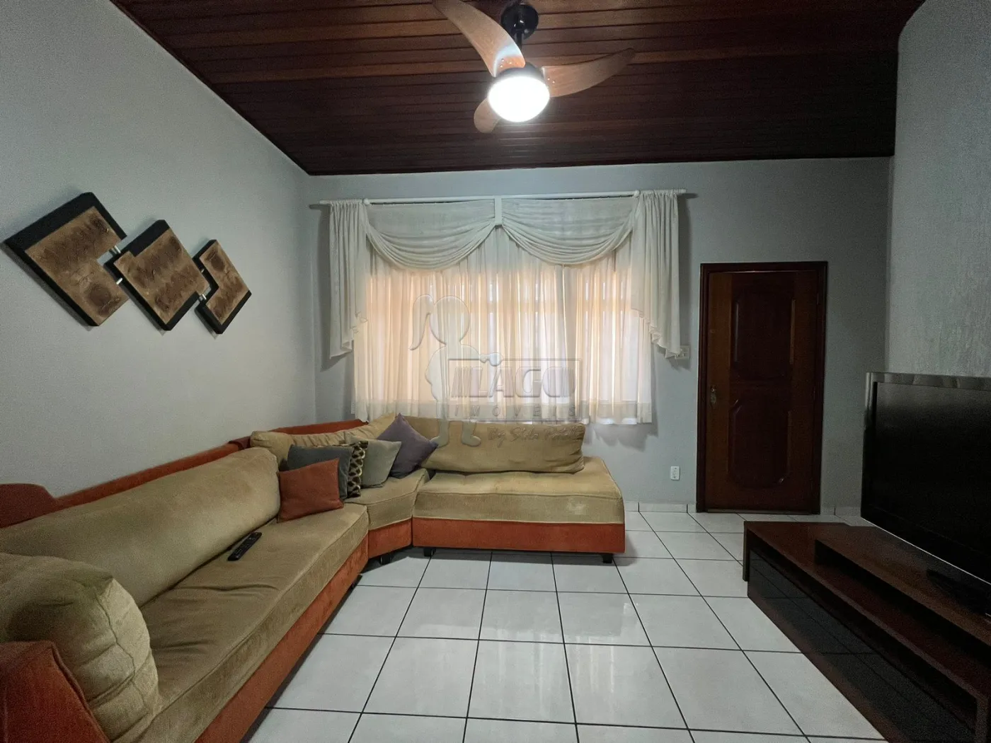 Comprar Casas / Padrão em Ribeirão Preto R$ 480.000,00 - Foto 2