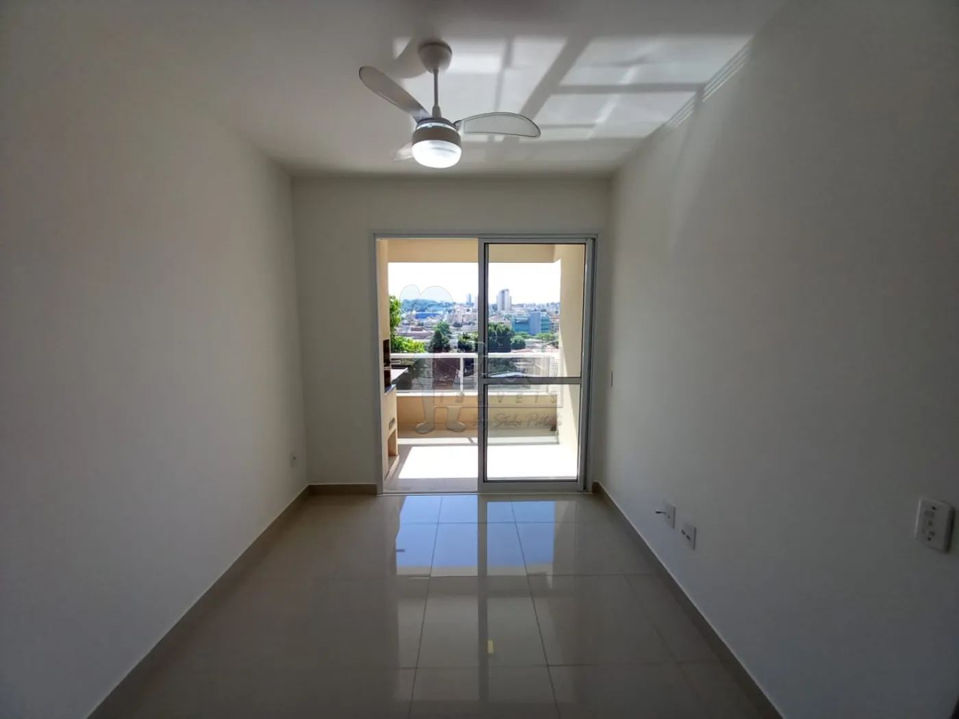 Comprar Apartamentos / Padrão em Ribeirão Preto R$ 420.000,00 - Foto 1