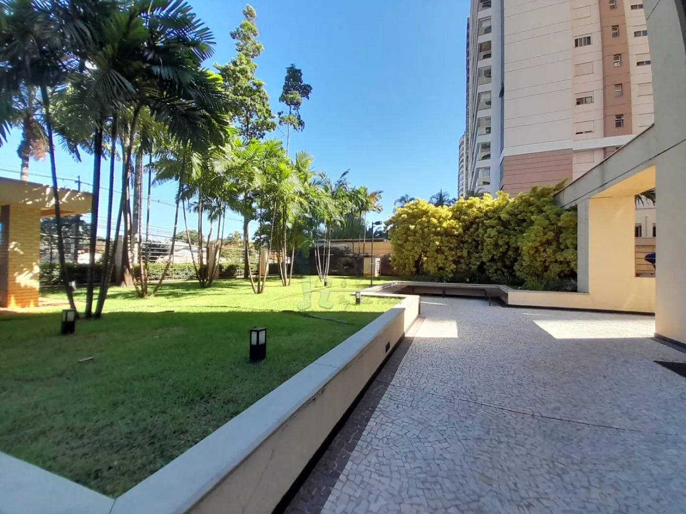 Alugar Apartamentos / Padrão em Ribeirão Preto R$ 6.600,00 - Foto 1