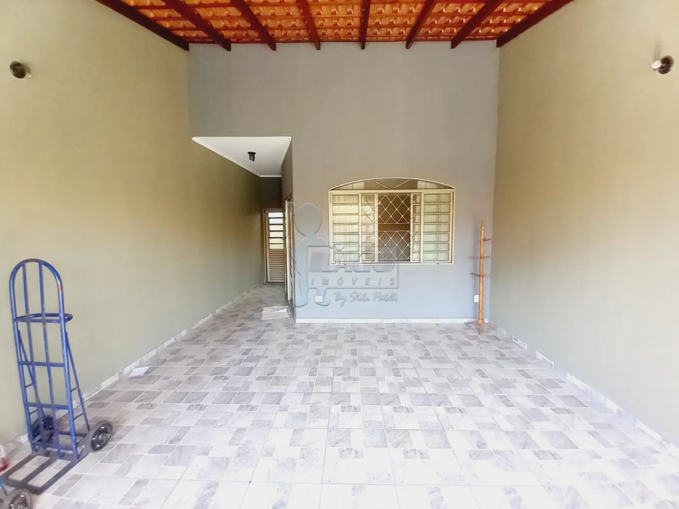 Alugar Casas / Padrão em Ribeirão Preto R$ 2.200,00 - Foto 4