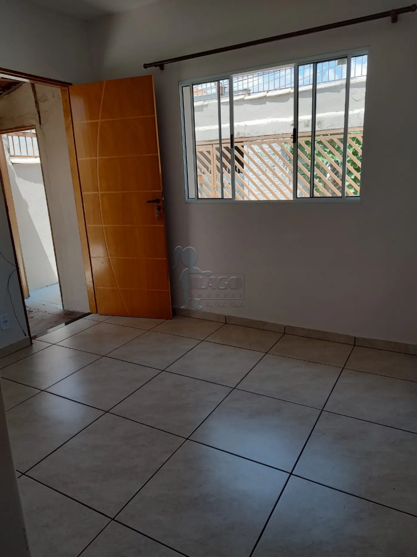 Comprar Casas / Padrão em Ribeirão Preto R$ 234.000,00 - Foto 5