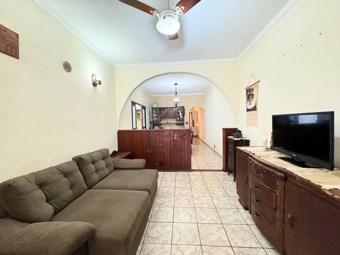Comprar Casas / Padrão em Ribeirão Preto R$ 199.000,00 - Foto 1