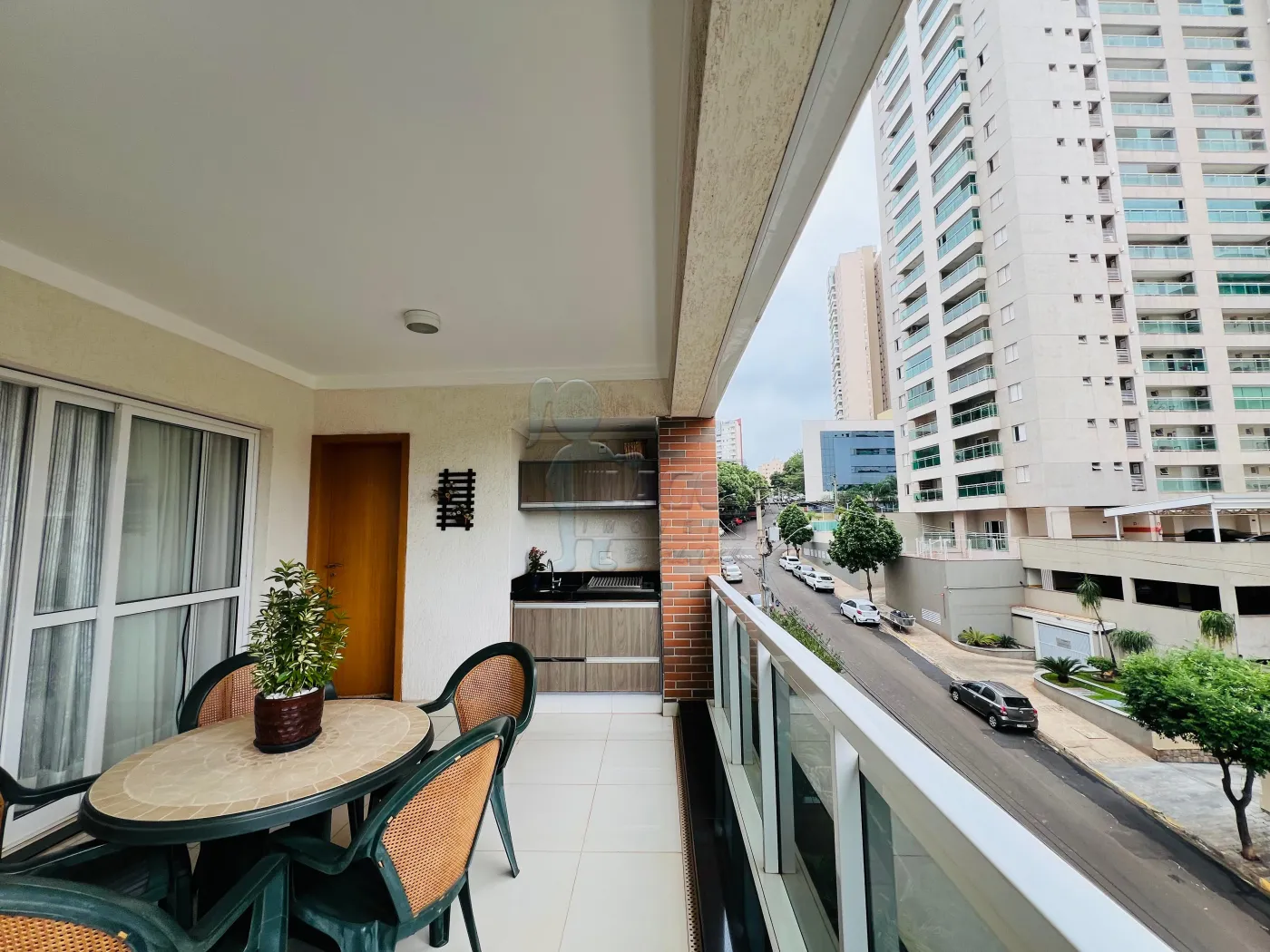 Comprar Apartamentos / Padrão em Ribeirão Preto R$ 980.000,00 - Foto 3