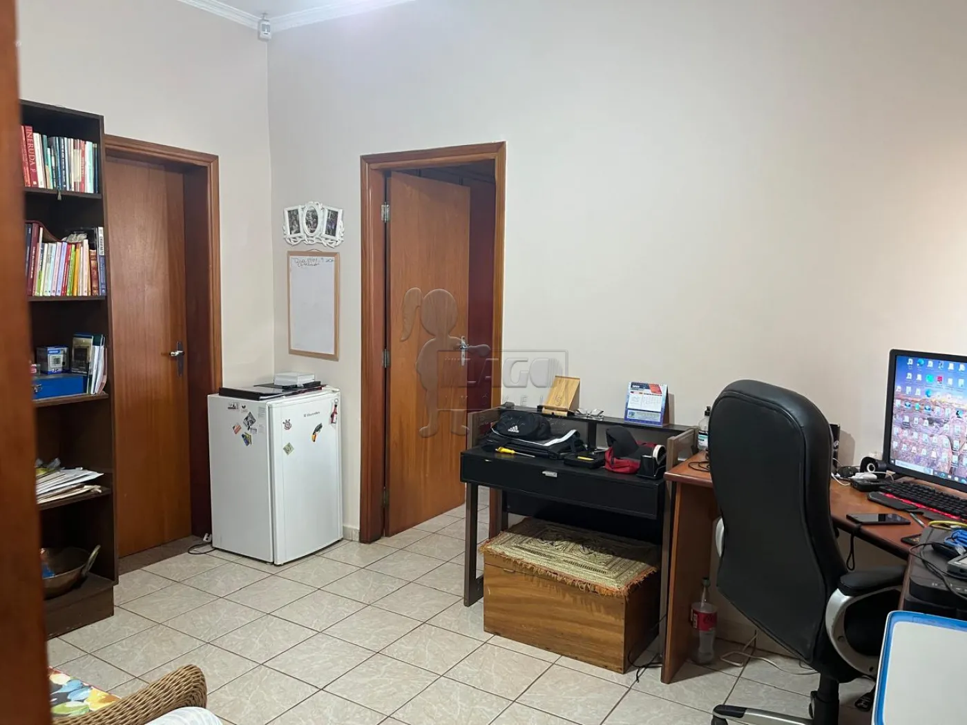 Alugar Casas / Padrão em Ribeirão Preto R$ 2.500,00 - Foto 9