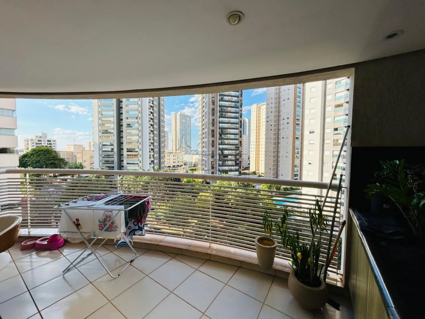 Comprar Apartamentos / Padrão em Ribeirão Preto R$ 690.000,00 - Foto 5