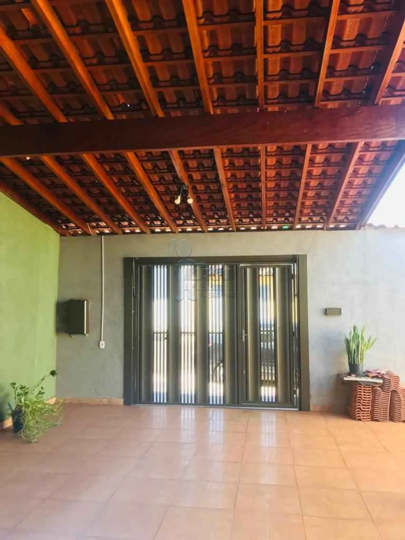 Comprar Casas / Padrão em Ribeirão Preto R$ 255.000,00 - Foto 1