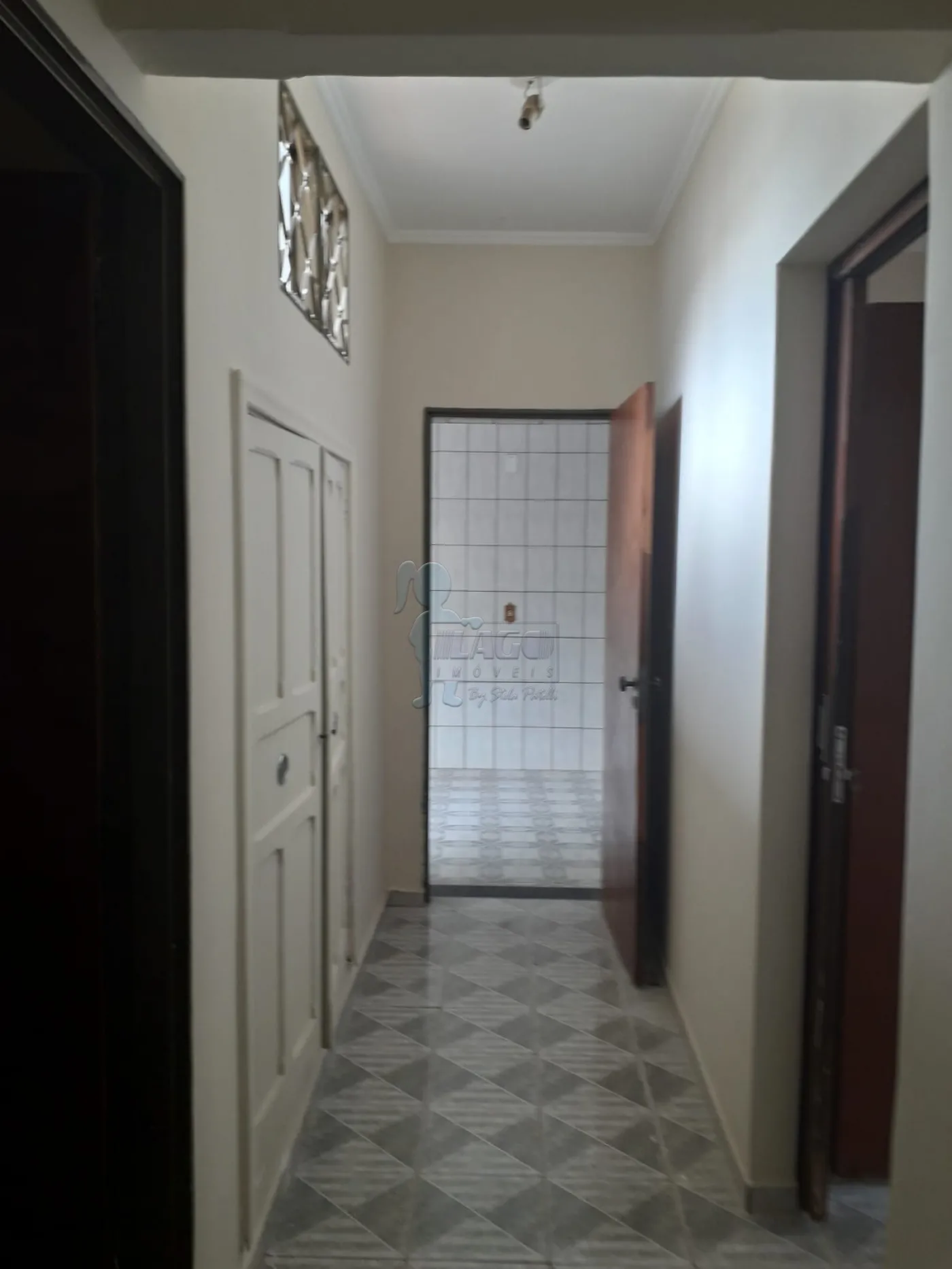 Alugar Casas / Padrão em Ribeirão Preto R$ 1.870,00 - Foto 7