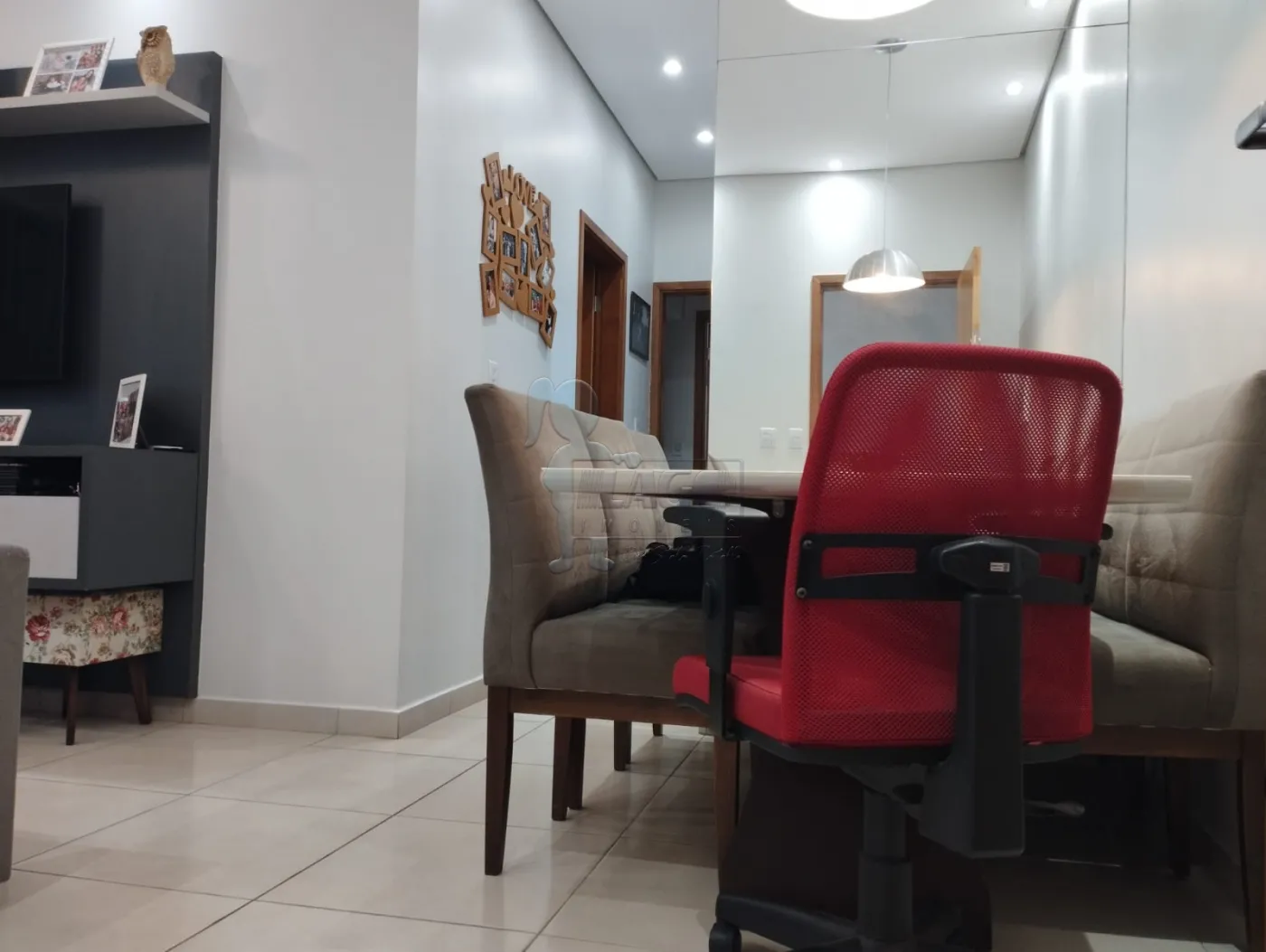 Comprar Apartamentos / Padrão em Ribeirão Preto R$ 265.000,00 - Foto 2