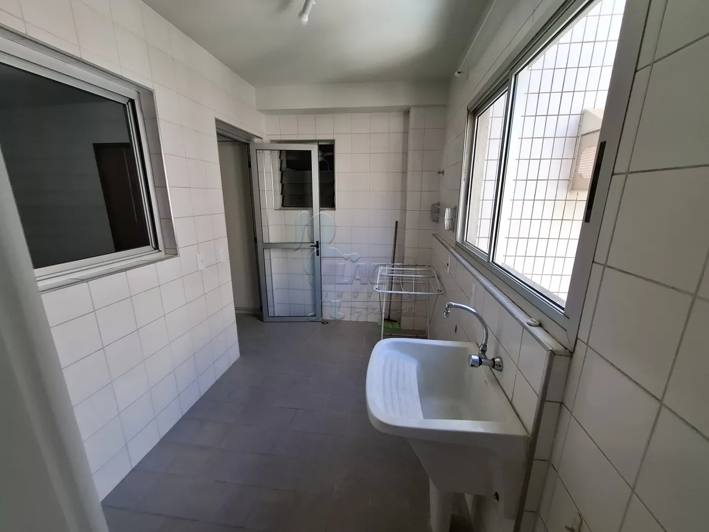 Alugar Apartamento / Padrão em Ribeirão Preto R$ 1.500,00 - Foto 8