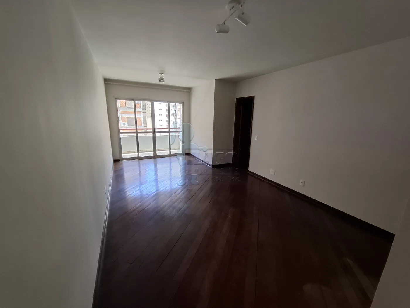 Alugar Apartamento / Padrão em Ribeirão Preto R$ 1.500,00 - Foto 1