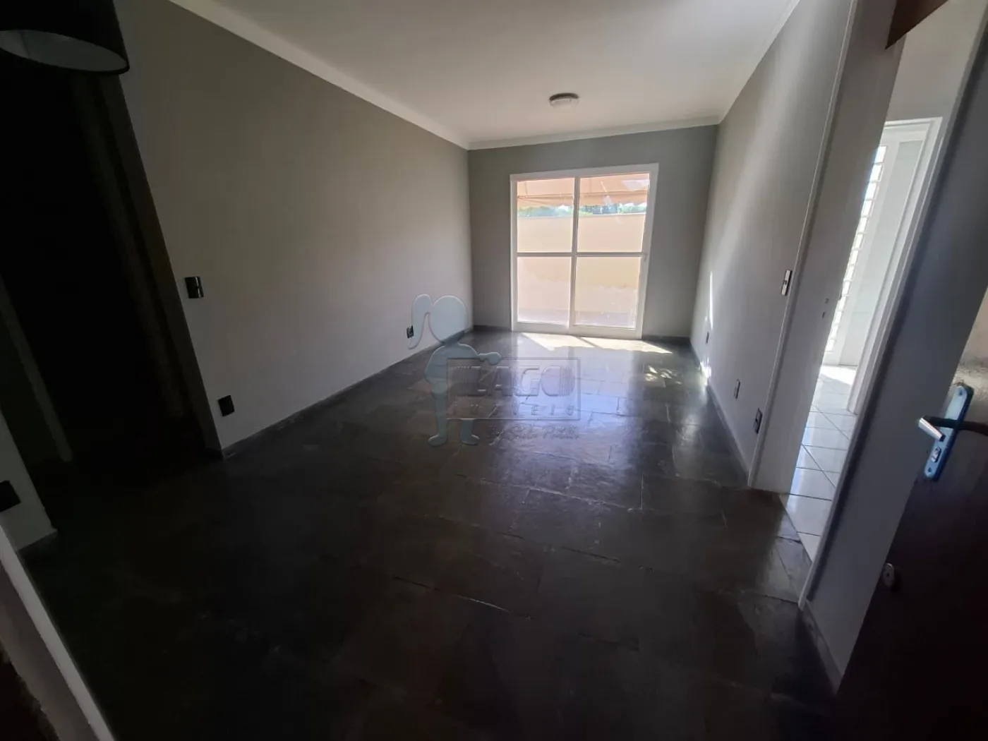 Alugar Apartamento / Padrão em Ribeirão Preto R$ 980,00 - Foto 2