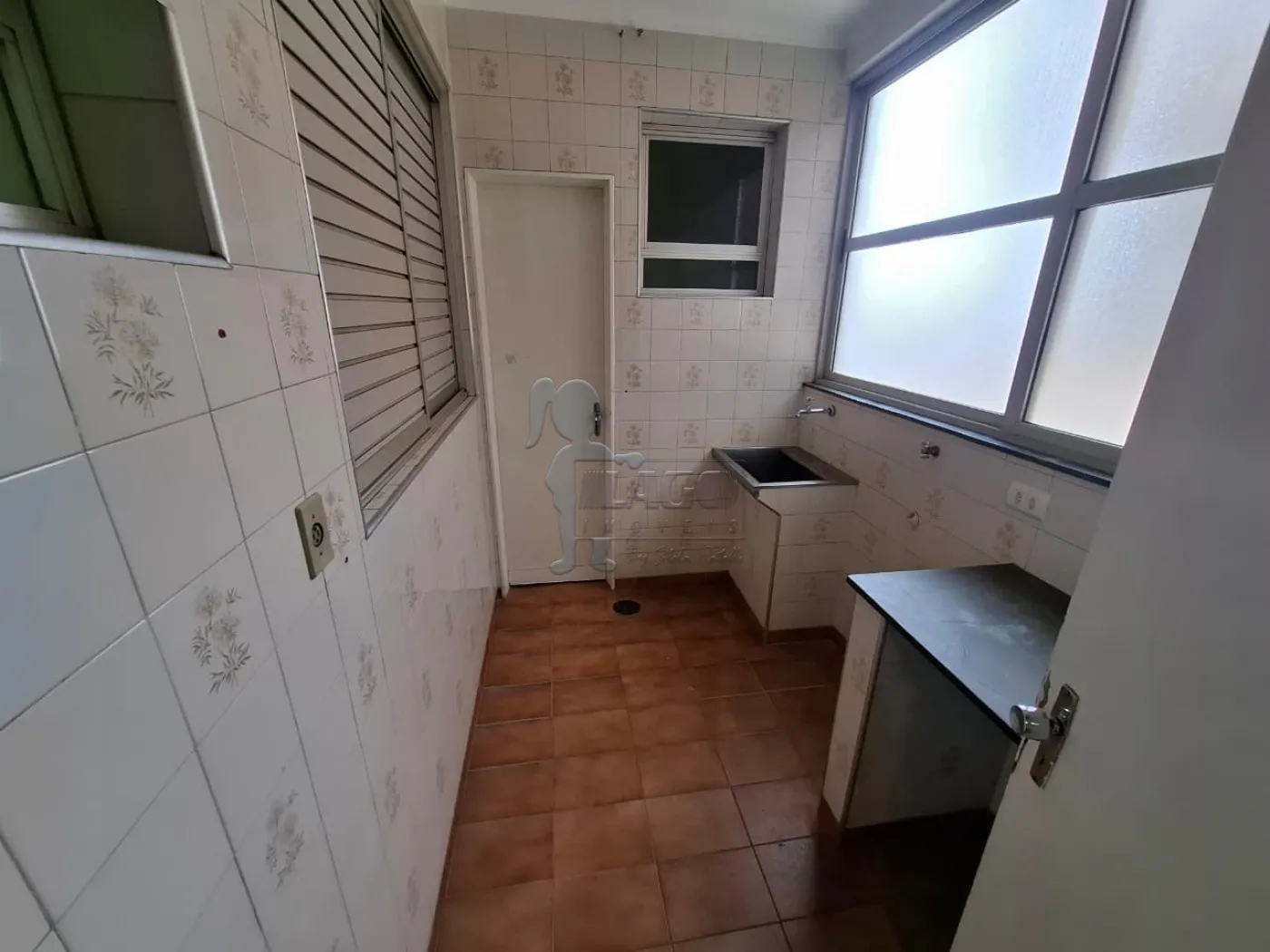 Alugar Apartamento / Padrão em Ribeirão Preto R$ 1.100,00 - Foto 14