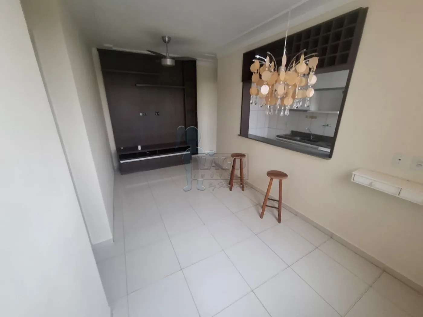 Alugar Apartamento / Padrão em Ribeirão Preto R$ 1.400,00 - Foto 2