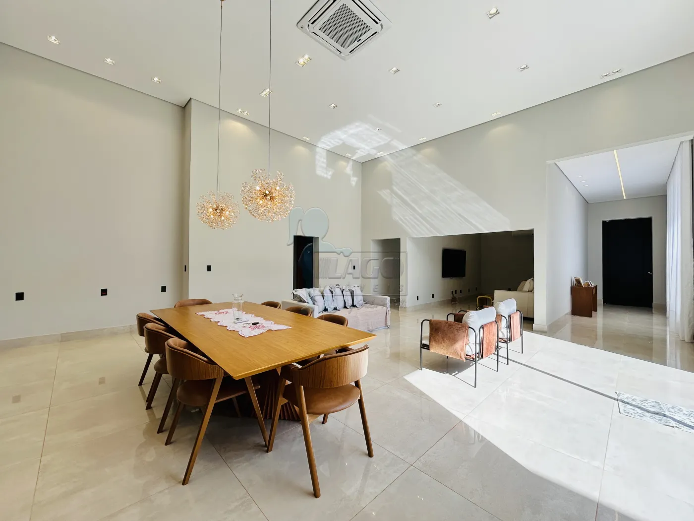 Alugar Casa condomínio / Padrão em Bonfim Paulista R$ 10.000,00 - Foto 2