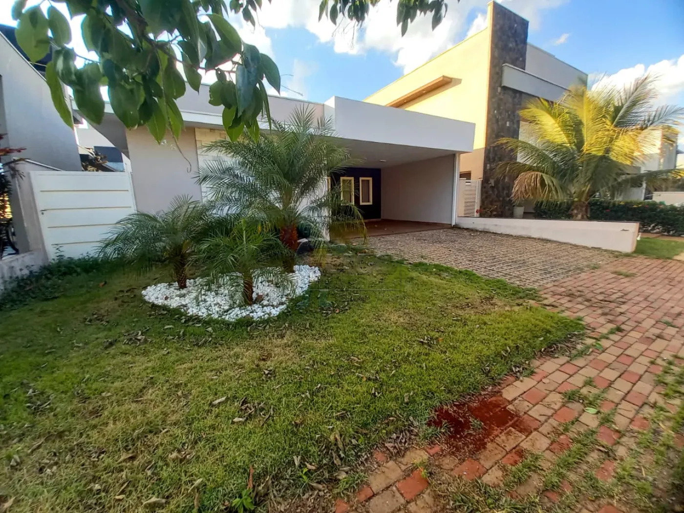 Comprar Casa condomínio / Padrão em Ribeirão Preto R$ 890.000,00 - Foto 1