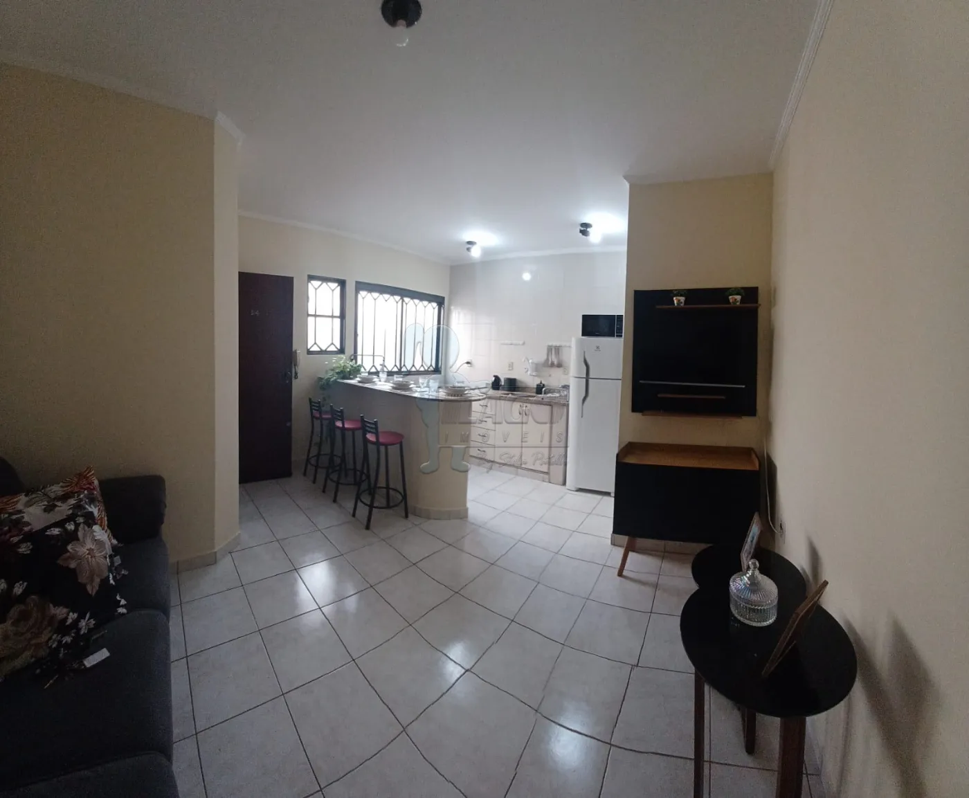 Alugar Apartamento / Padrão em Ribeirão Preto R$ 2.200,00 - Foto 3