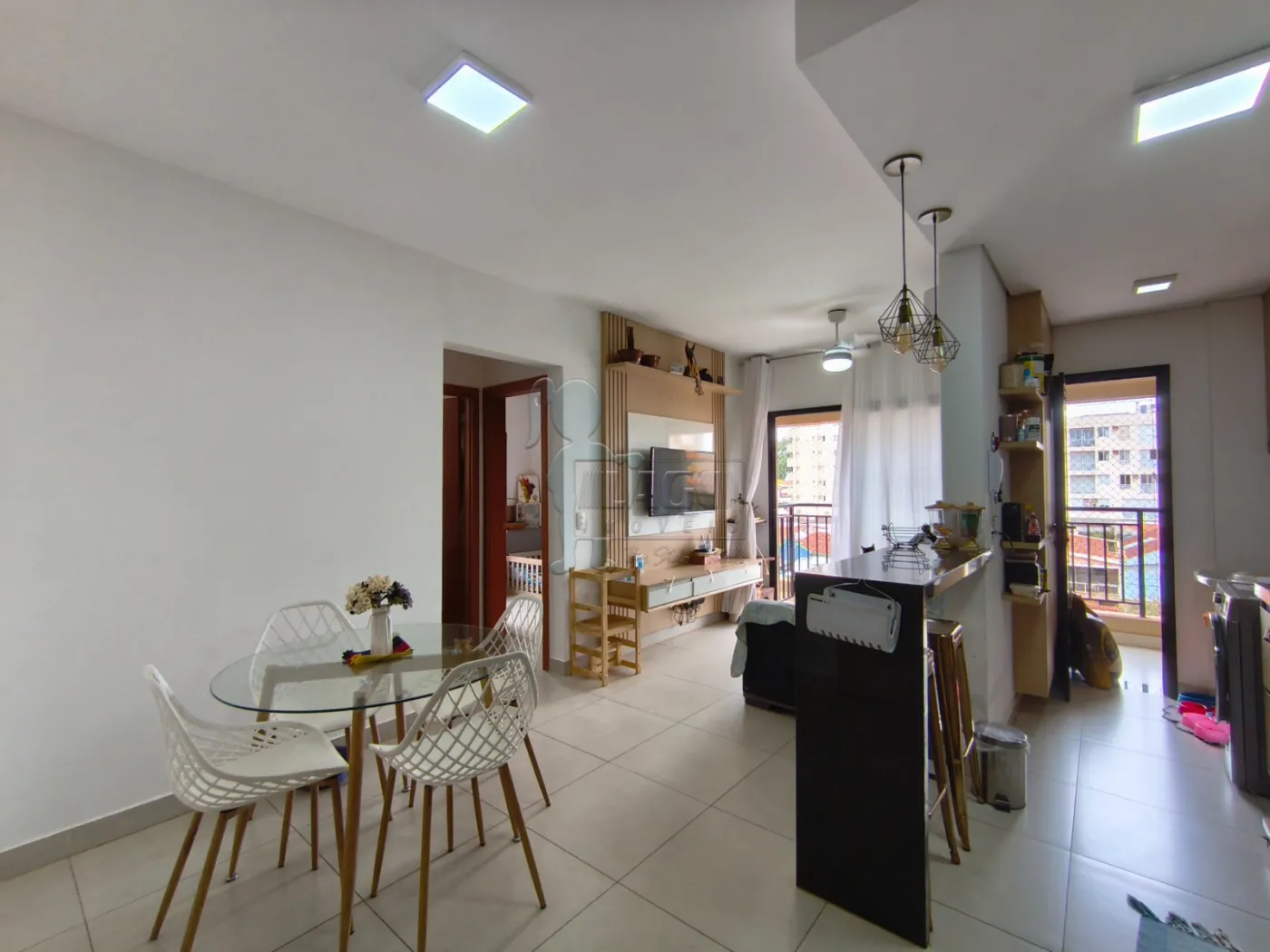 Comprar Apartamento / Padrão em Ribeirão Preto R$ 379.000,00 - Foto 1