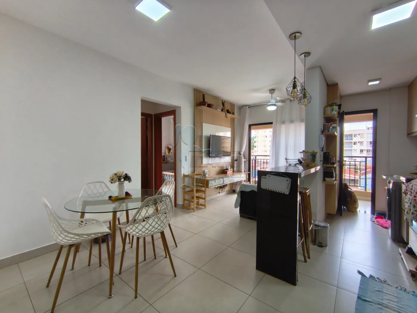 Comprar Apartamento / Padrão em Ribeirão Preto R$ 379.000,00 - Foto 2