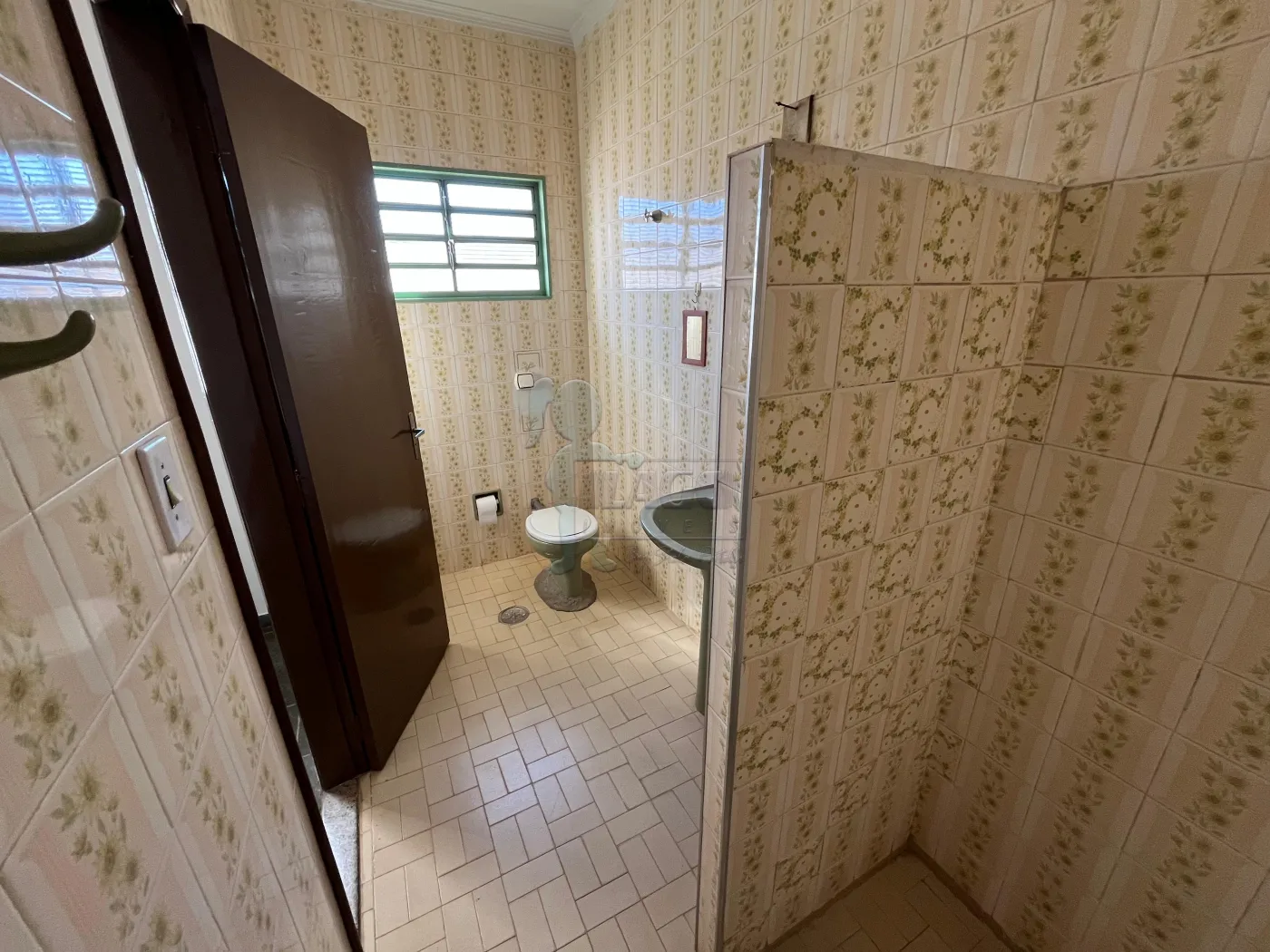 Alugar Apartamento / Padrão em Ribeirão Preto R$ 1.400,00 - Foto 11