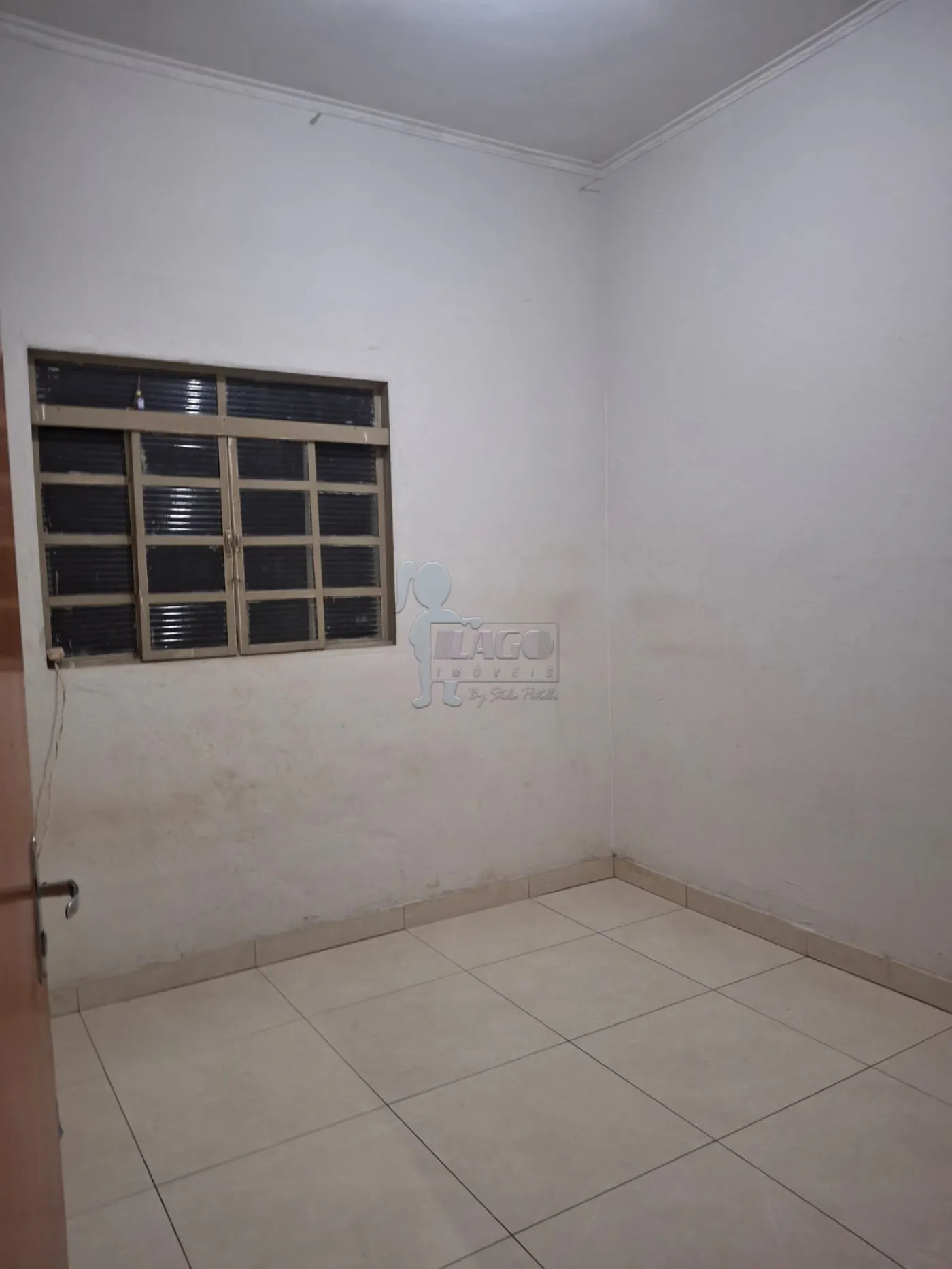 Alugar Casa / Padrão em Ribeirão Preto R$ 1.600,00 - Foto 1