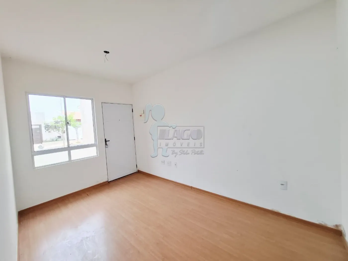 Alugar Casa / Padrão em Ribeirão Preto R$ 1.200,00 - Foto 2